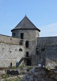 Klášter (hrad) Bzovík