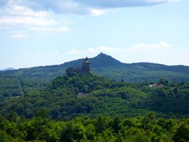 Výhled na hrad Šomošku